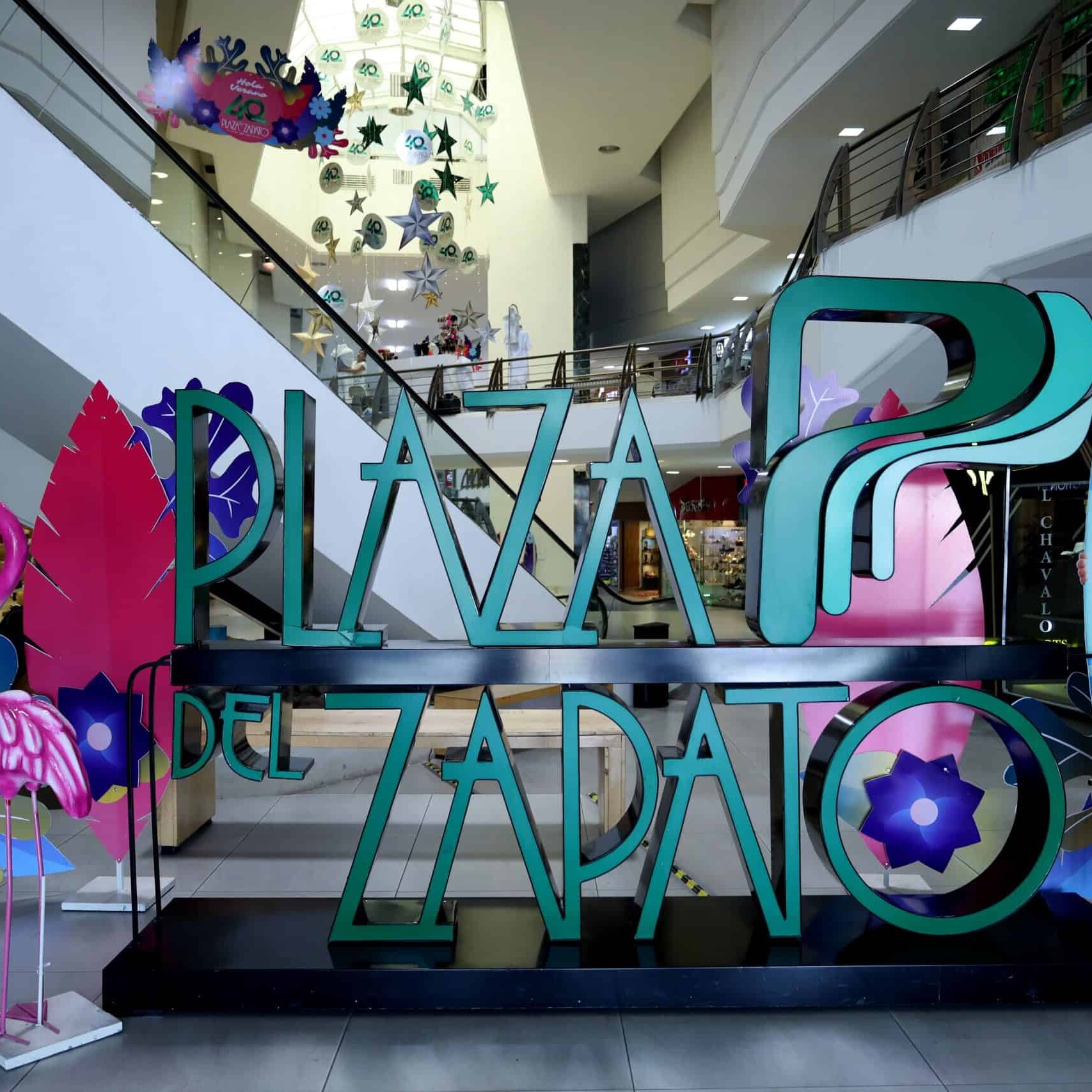 Plaza del Zapato lettering inside the mall, León.