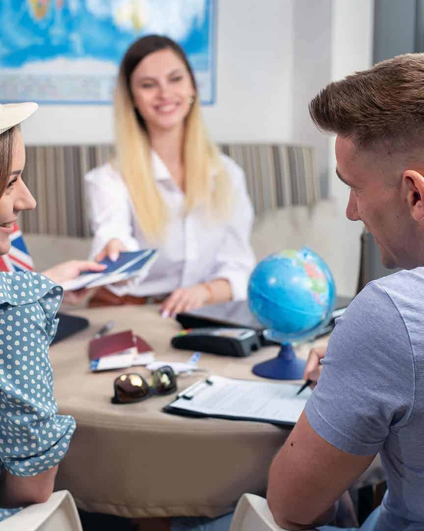 View list of travel agencies