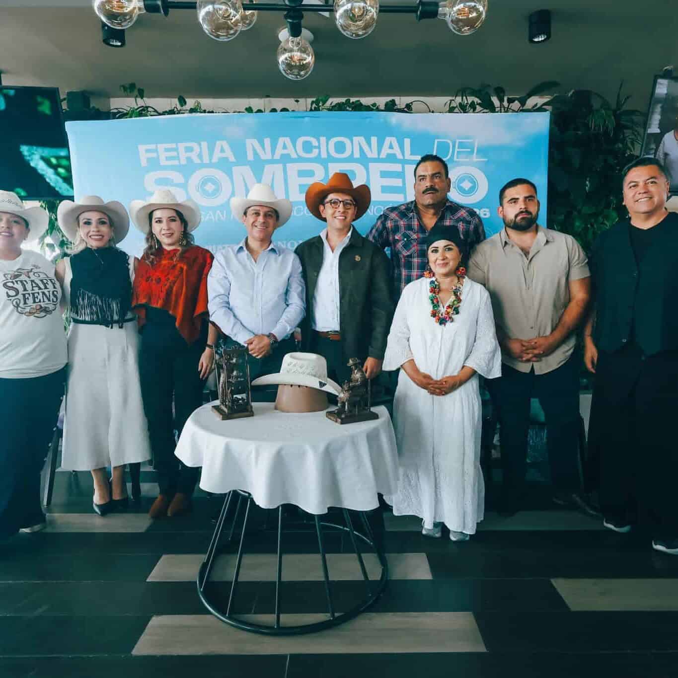 Participants in the sixth Hat Fair in Guanajuato, a notable cultural and tourist event.