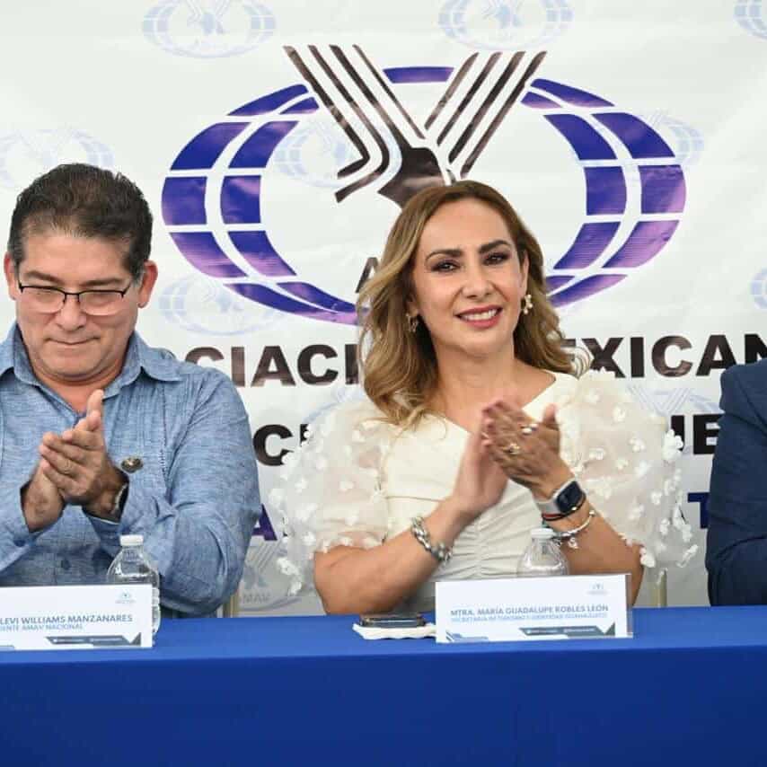 Turismo en Guanajuato, colaboración entre SECTURI y AMAV para fortalecer el sector turístico.