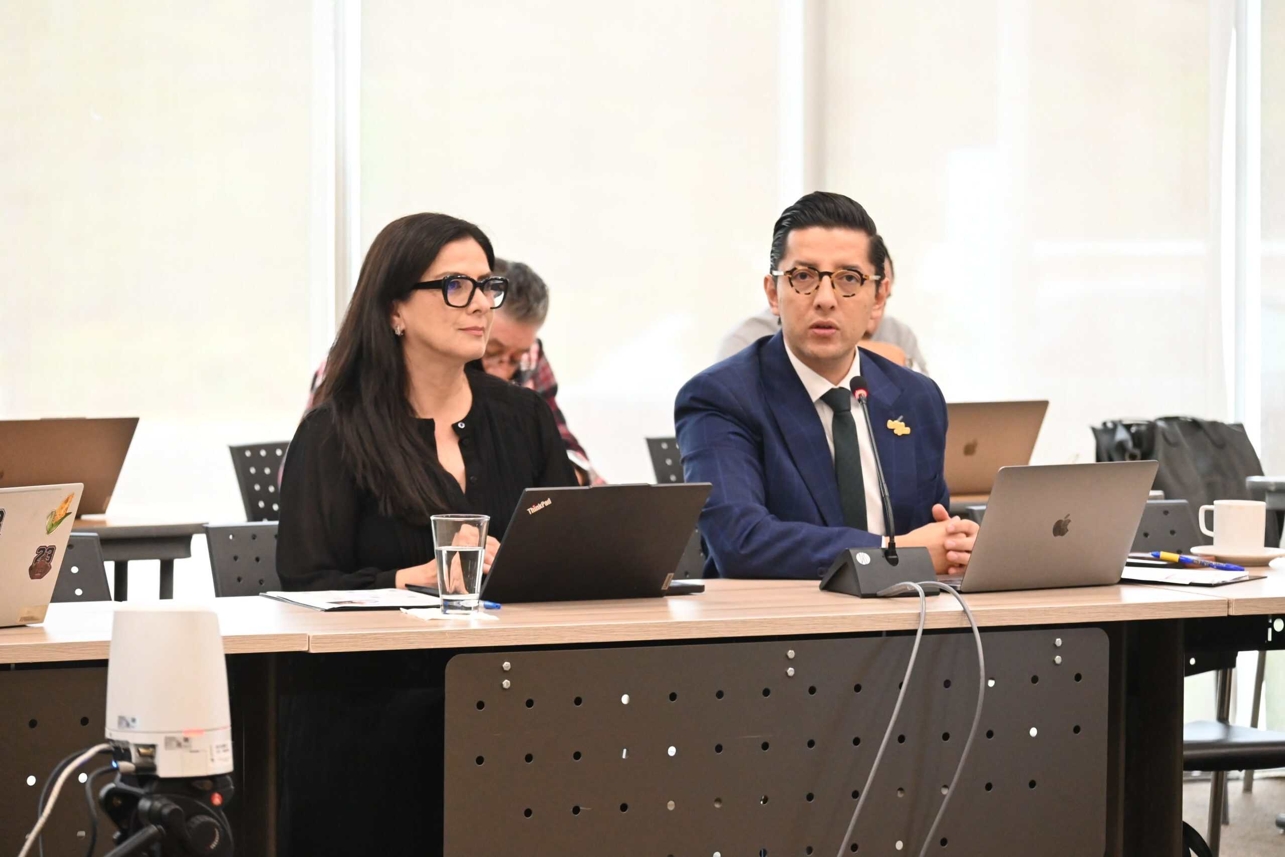Autoridades discuten modelo para fortalecer destinos turísticos.