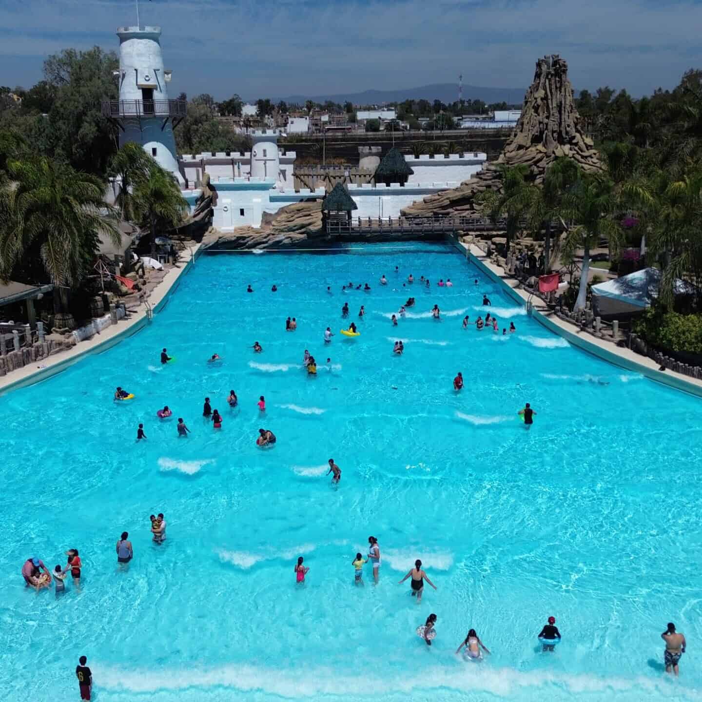 Piscina en Hotel y Parque Acuático La Caldera en Guanajuato, México.