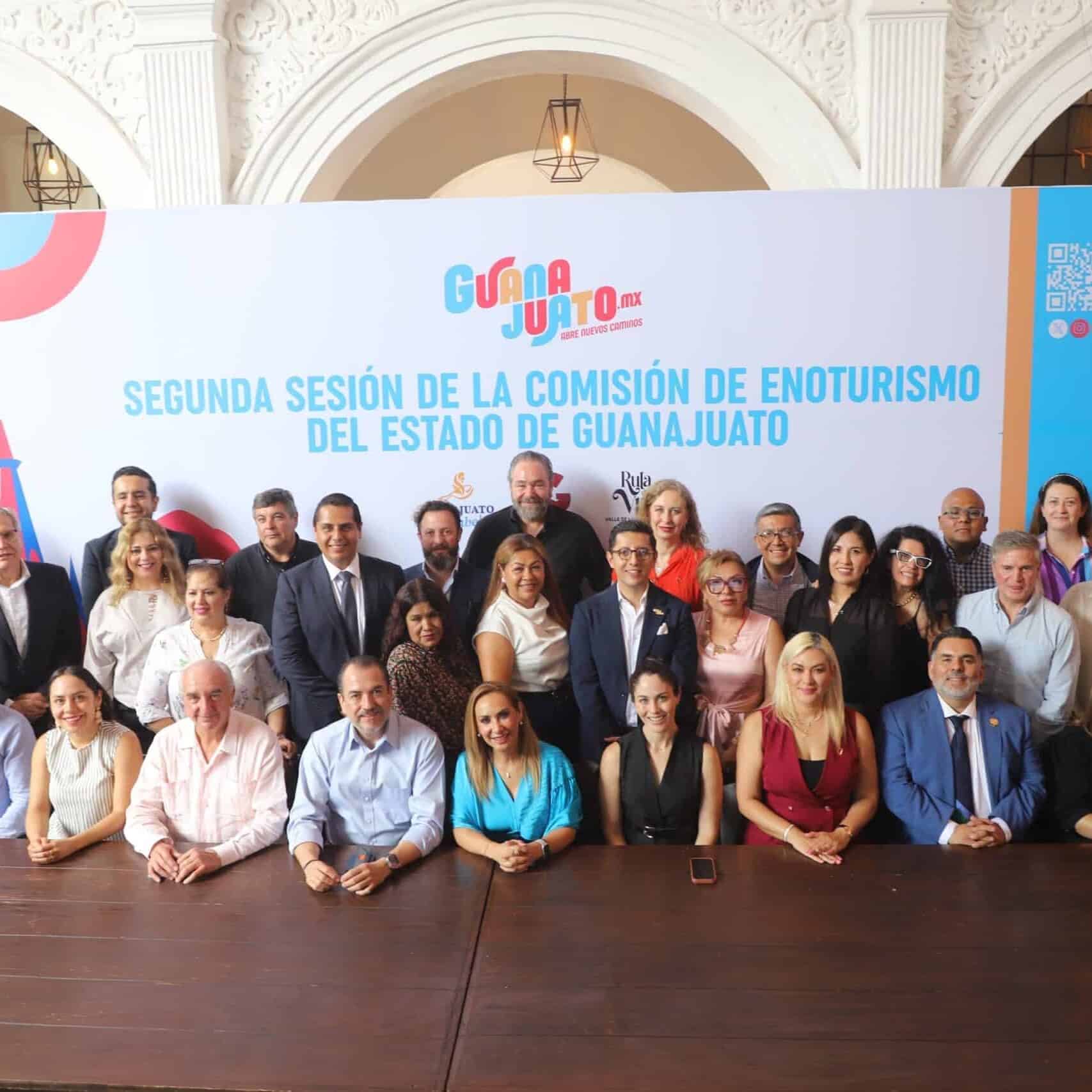 Participantes en la Segunda Sesión de la Comisión de Enoturismo en Guanajuato.