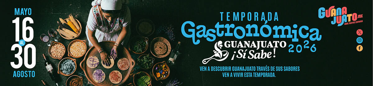 Mujer preparando comida tradicional en Guanajuato durante temporada gastronómica 2023.