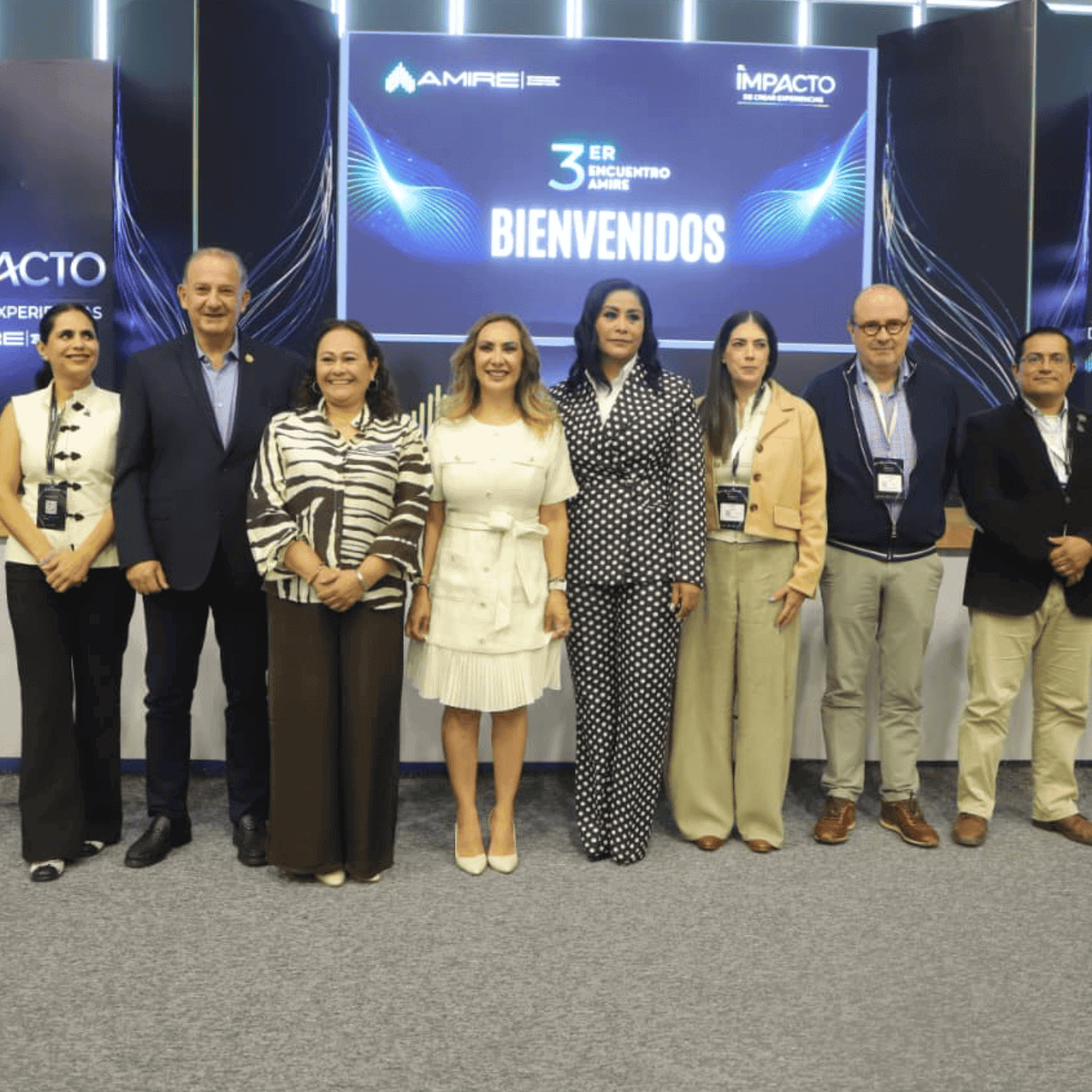 Grupo de profesionales en evento de turismo de reuniones en Guanajuato.