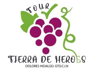 Logo de Tierra de Héroes con uvas y texto en diseño moderno.