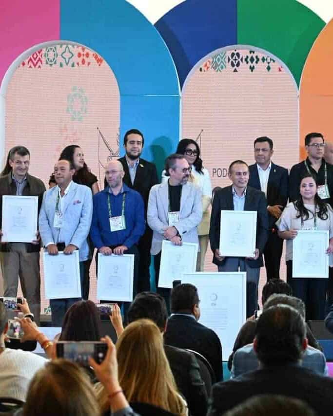 Reconocimiento a líderes en la industria de reuniones en León, Guanajuato.