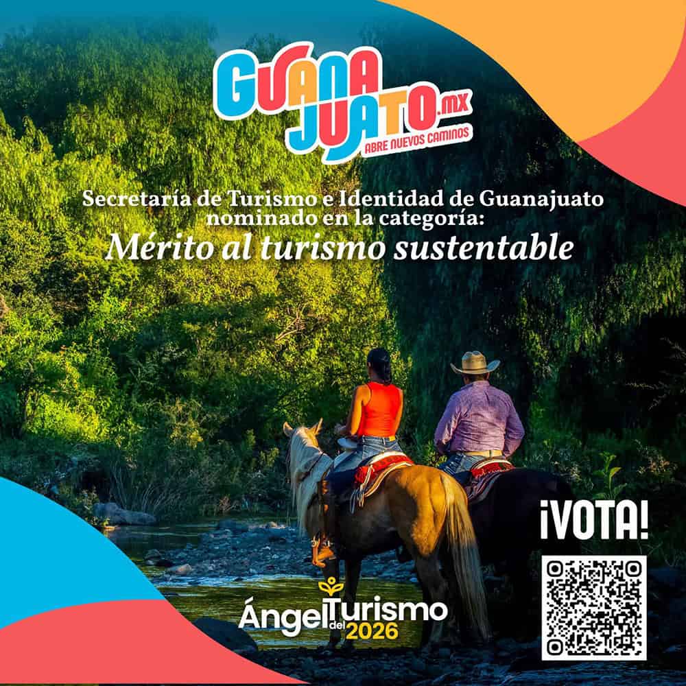 Turistas en caballos disfrutando de la naturaleza en Guanajuato.
