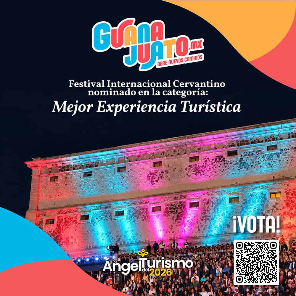 Iluminación colorida en el Festival Cervantino en Guanajuato, México.
