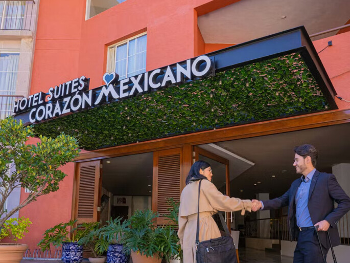 Entrance of Hotel Suites Corazón Mexicano in Guanajuato capital.
