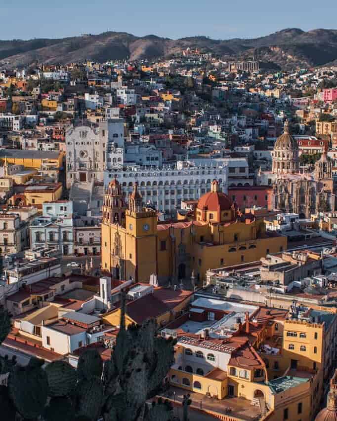 Panoramic view of the city of Guanajuato at sunset.