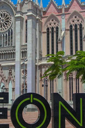 Expiatory Temple of the Sacred Heart of Jesus and monumental letters of León, Guanajuato.