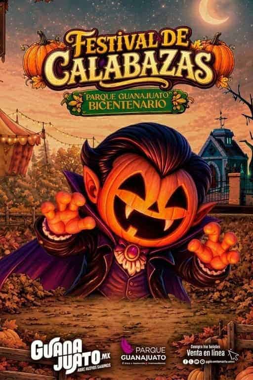 Personaje con calabaza en festival de otoño en Guanajuato.