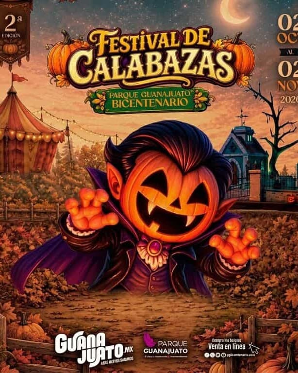 Personaje con calabaza en festival de otoño en Guanajuato.