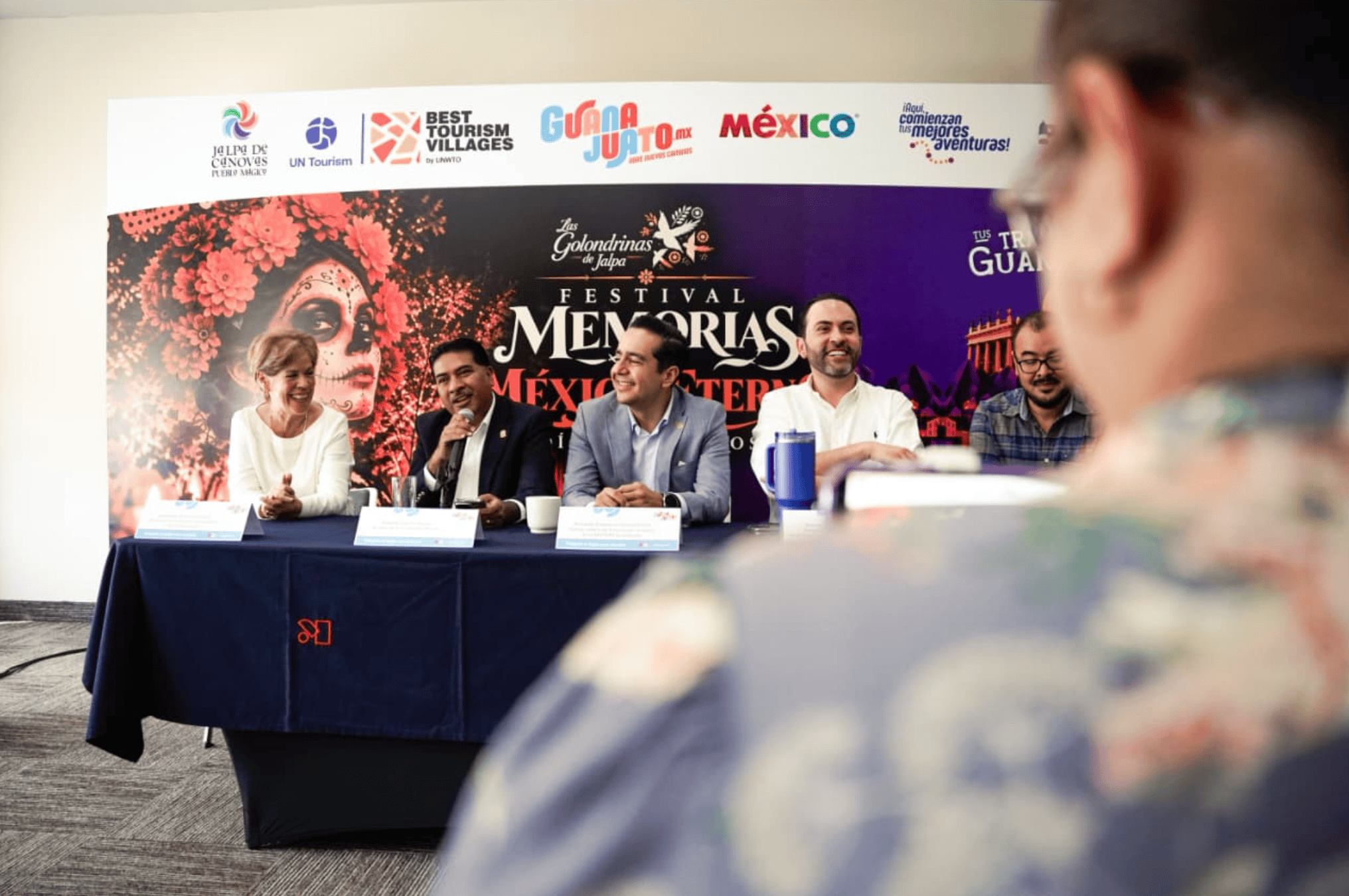 Festival Memorias de México Eterno en Jalpa de Cánovas con ponentes en panel.
