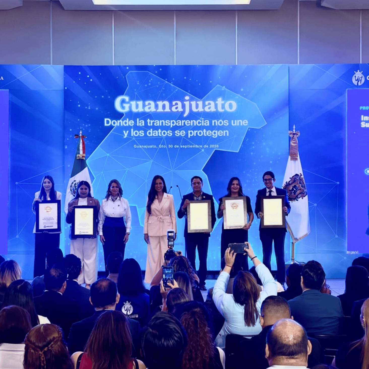 Reconocimientos en transparencia y protección de datos en Guanajuato.