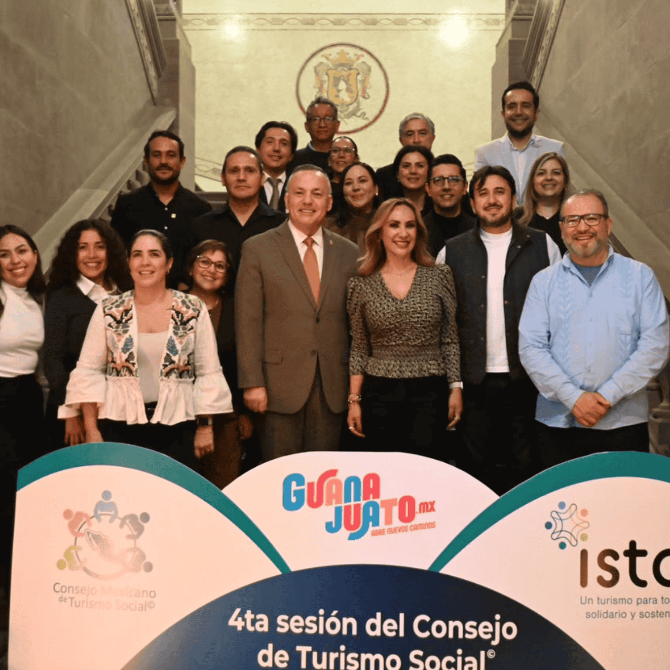 Grupo de representantes en la 4ta sesión del Consejo de Turismo Social en Guanajuato.