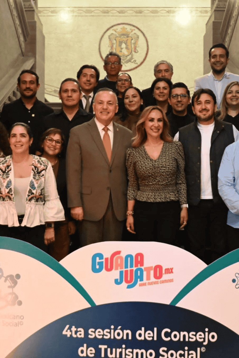 Group of representatives at the 4th session of the Social Tourism Council in Guanajuato.