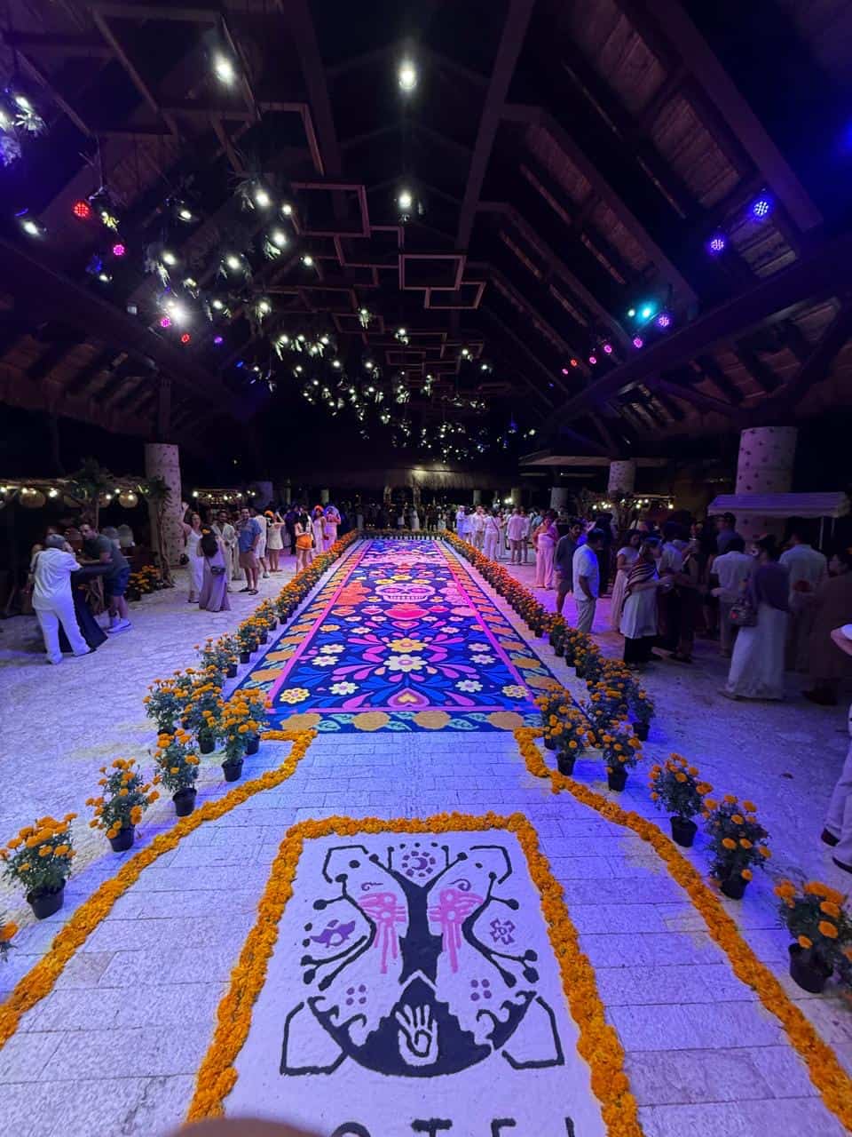 Festival de tierra y flores en Guanajuato con arte monumental en Xcaret.